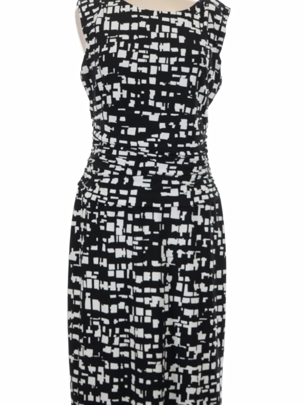 nine west dress black and white Geometric Midi colour: blood-orange-square-neck-a-line-midi-dress Soft, feminine, and effortlessly Color:Black/Silver/Multi